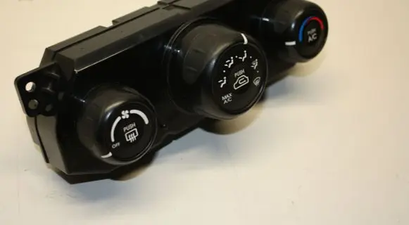 Hyundai Tucson JM Climate control unit 972500ZXXX