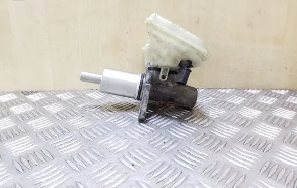 Audi A4 S4 B6 8E 8H Master brake cylinder 9304125000 8E0611301E