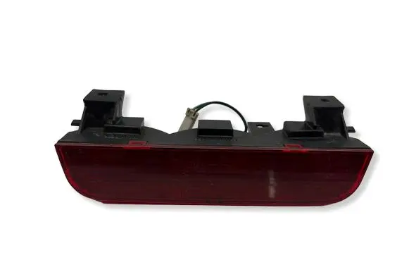 Mitsubishi Pajero Third/center stoplight P0223