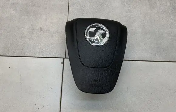 Steering wheel airbag
