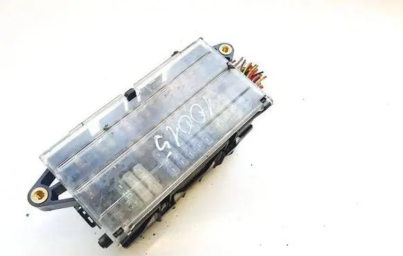 Volkswagen Polo III 6N 6N2 6NF Fuse box set 6x0937576