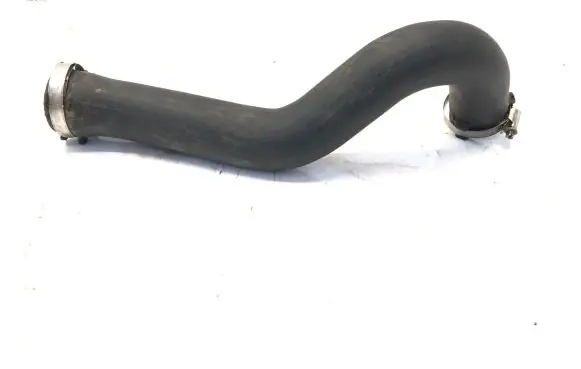 Audi Q7 4L Intercooler hose/pipe 7L6145737B 24708019