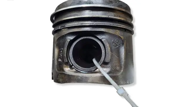 BMW 3 E90 E91 Piston N47
