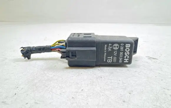 Honda Accord Glow plug pre-heat relay 0281003049