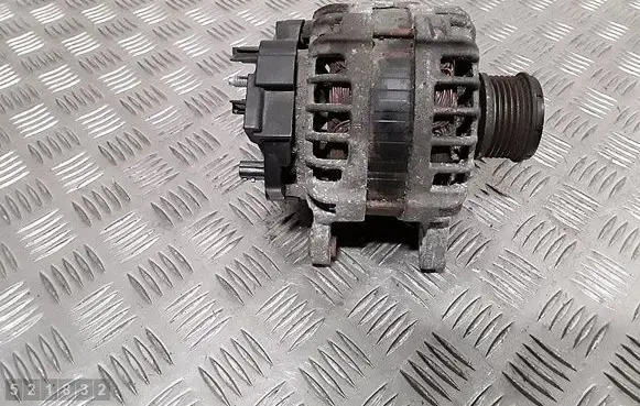 Renault Kadjar Generator/alternator 231004EA0AF