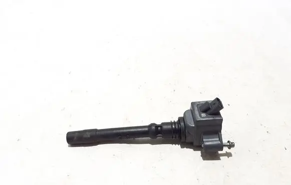 BMW 5 G30 G31 High voltage ignition coil 8692611