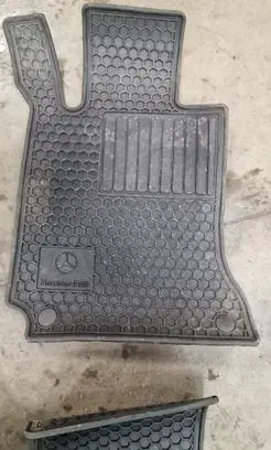 Mercedes-Benz C W204 Car floor mat set 