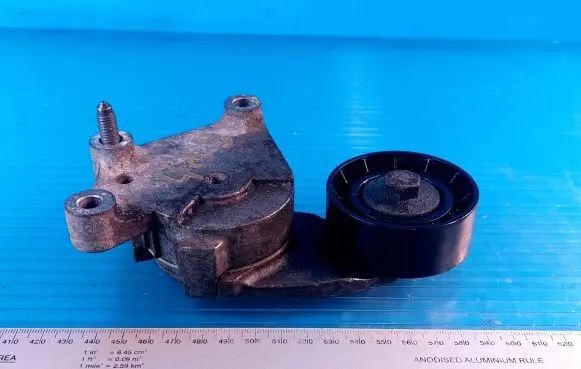 Peugeot Partner Generator/alternator belt tensioner 846143