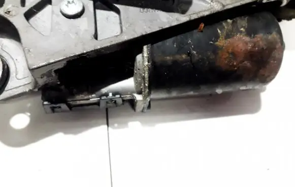 KIA Carnival Wiper motor