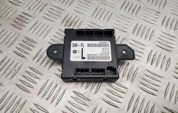 Chrysler Pacifica Door control unit/module P68424451AC 68424451AC
