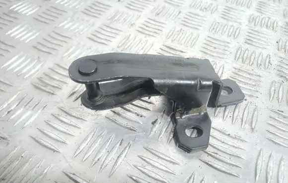 Volvo XC90 Loading door lock loop/hook striker 30636912