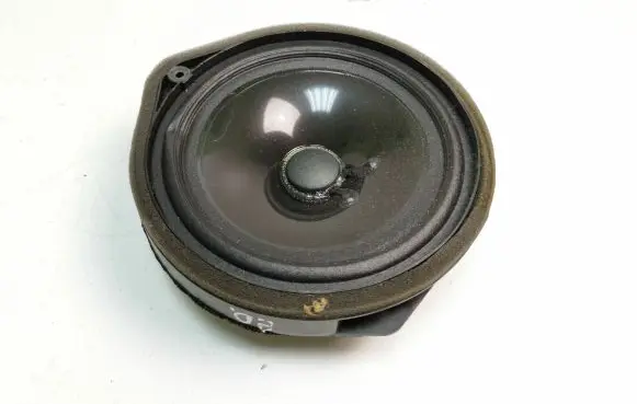Honda CR-V Front door speaker
