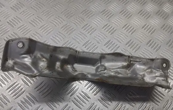 Nissan Qashqai Exhaust heat shield 