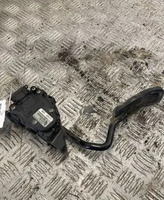 Volkswagen Sharan Accelerator throttle pedal 7M3721603E