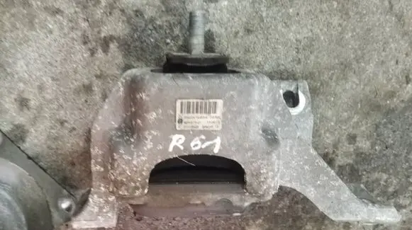 Mini Cooper Countryman R60 Engine mount bracket 6851173-01 9009003D 0CL11989