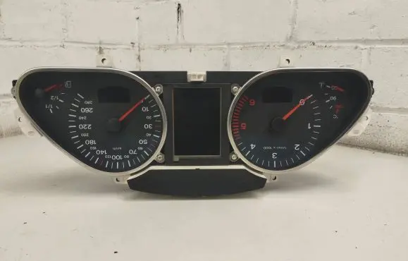 Audi A6 S6 C6 4F Speedometer (instrument cluster) 5540007312
