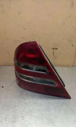 Mercedes-Benz C W203 Rear/tail lights 3313732033