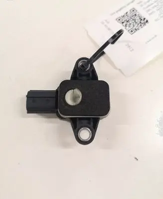 Audi A3 S3 8P Airbag deployment crash/impact sensor 8P0955557