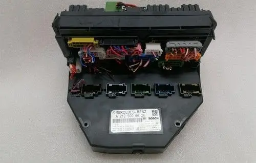 Mercedes-Benz C W204 Fuse box set A2129006624