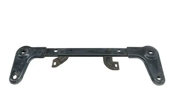 Renault Clio IV Radiator mount bracket 8200537434