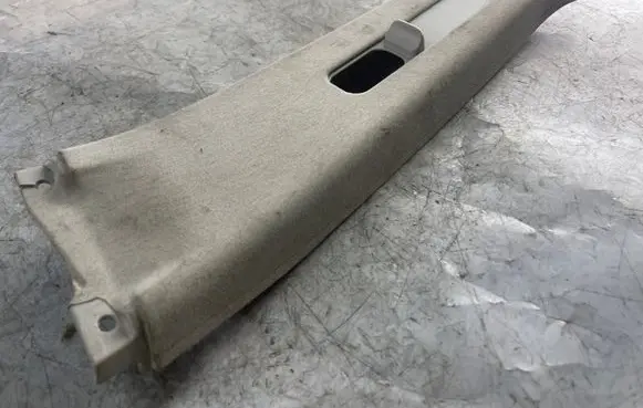 Toyota Corolla E120 E130 (B) pillar trim (top) 7323702020