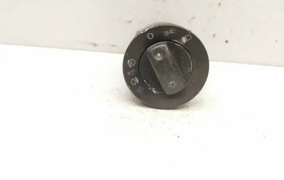 Light switch