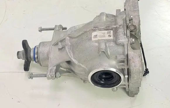 BMW 8 G14 Rear differential 8686983