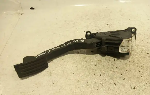 Ford Focus Accelerator throttle pedal 6pv00864134