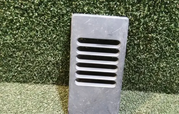 Opel Vivaro Rear air vent grill 788543212R 93455664