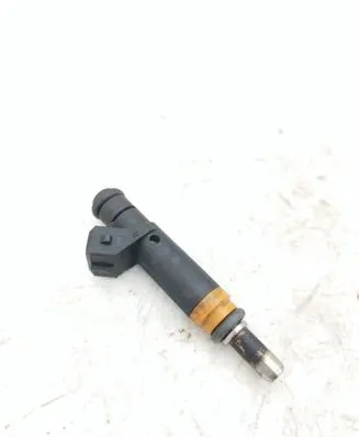 BMW 7 E65 E66 Fuel injector 7506924 1354B13820