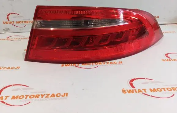 Jaguar XE Rear/tail lights 