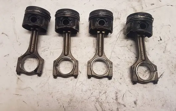 BMW 1 F20 F21 Piston with connecting rod N053E