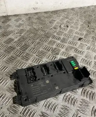 BMW 4 F32 F33 Central body control module 9362398 A2C30450418 00000F4D
