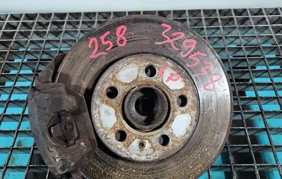 Seat Leon (1M) Front wheel hub spindle knuckle IMPRK1484827