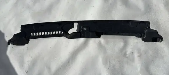 Audi A1 Radiator trim 82a807081