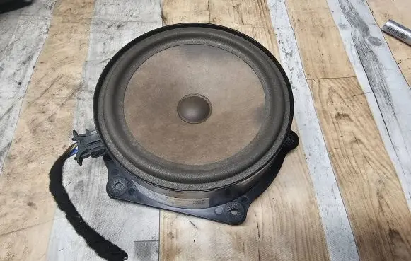 Audi A2 Rear door speaker 8Z0035411 8637611205