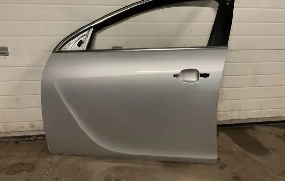 Opel Insignia A Front door