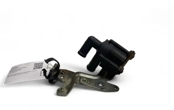 Volvo XC90 Electric auxiliary coolant/water pump 31686005