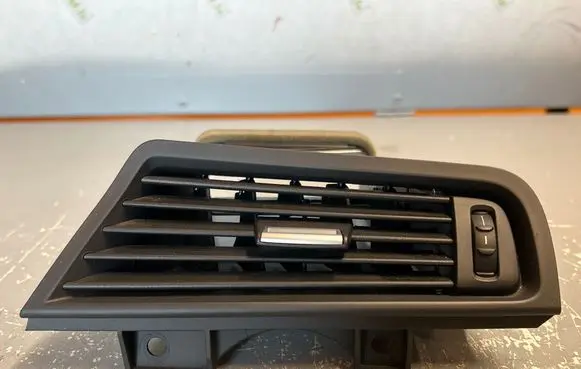 BMW 5 F10 F11 Dashboard side air vent grill/cover trim F5916688408 0022 0761408