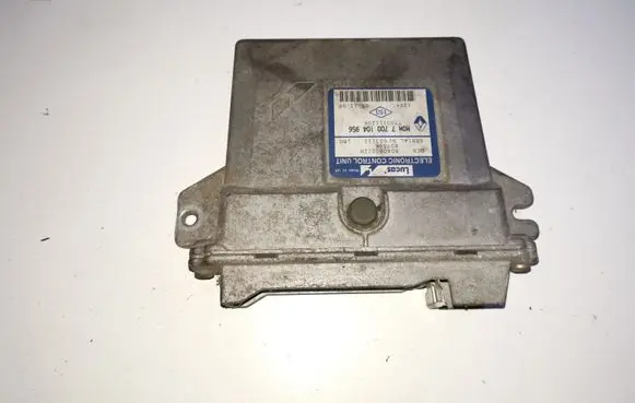 Renault Kangoo I Engine control unit/module 7700104956