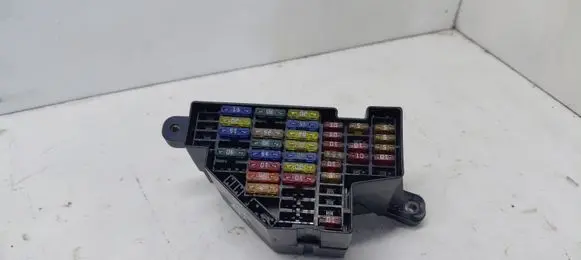 Volkswagen PASSAT B6 Fuse module 27456248010202 27456248