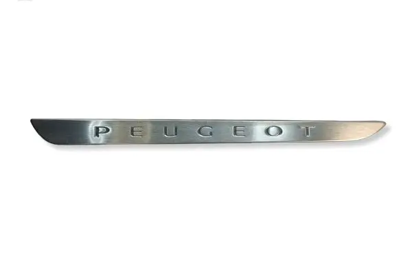 Peugeot 2008 I Front sill trim cover 9675541480