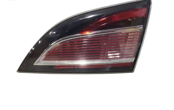 Mazda 6 Tailgate rear/tail lights GS2A513F0