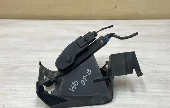 Headlight washer nozzle holder