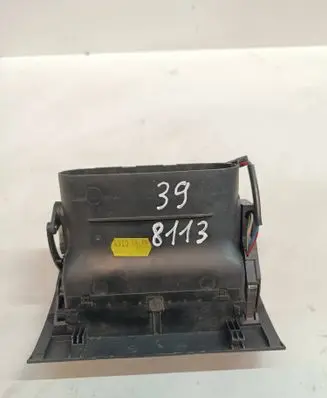 BMW 5 E39 Dash center air vent grill 8376150