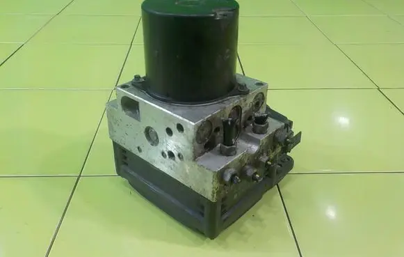BMW X5 E70 ABS Pump 6788219