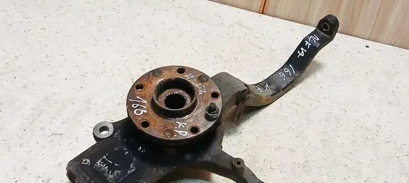 Alfa Romeo 166 Front wheel hub spindle knuckle