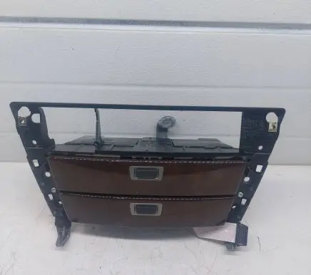 BMW 7 E65 E66 Dashboard storage box/compartment 7032886 772376 12145100