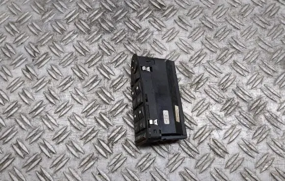 BMW 5 E39 Electric window control switch