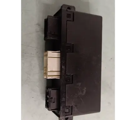 BMW 5 E39 Door control unit/module 8376072 05071750